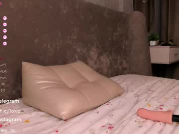 ashleytoxic — 2025-09-09 08:45 ashleytoxic — 2025-09-09 08:45