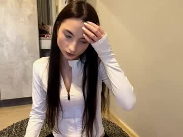 minhblomme — 2025-10-23 04:45 minhblomme — 2025-10-23 04:45