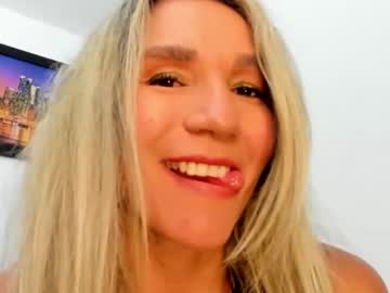 ms_lunarose — 2025-10-21 22:59 ms_lunarose — 2025-10-21 22:59