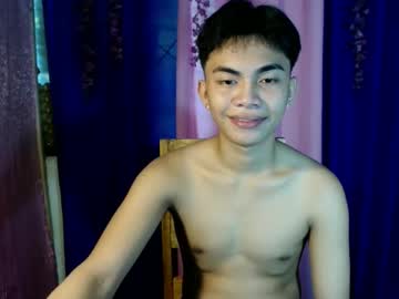 urguy_marco — 2025-10-13 01:00 urguy_marco — 2025-10-13 01:00