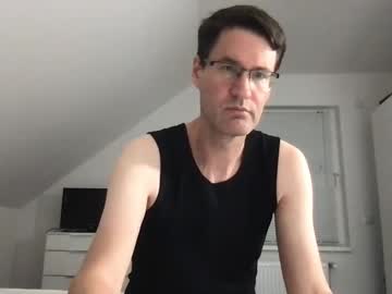 zzz123_cam — 2025-09-16 14:22 zzz123_cam — 2025-09-16 14:22